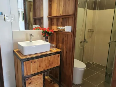 Driepersoonskamer met uitzicht — The 1 hotel & Restaurant